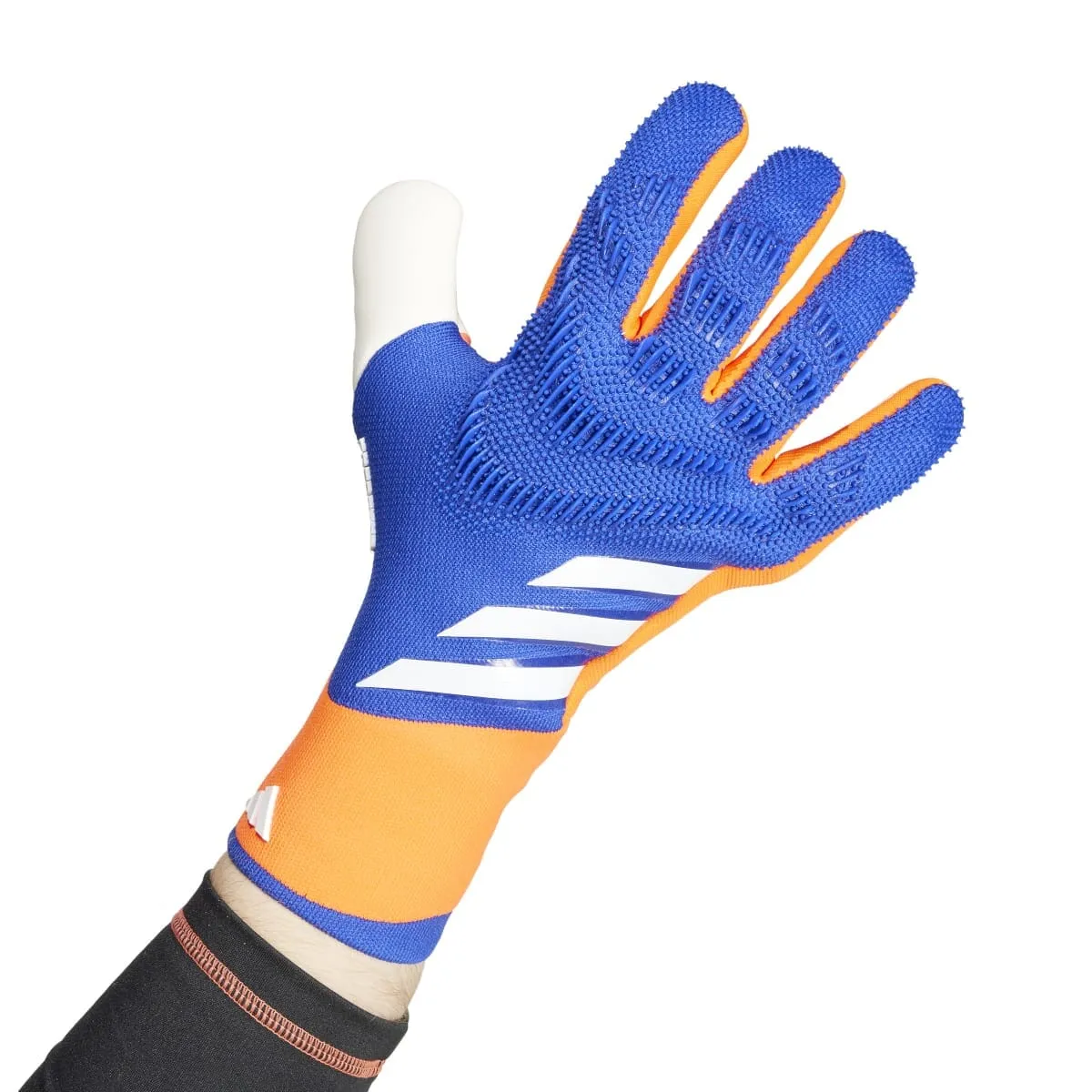 adidas Predator Pro Goalkeeper Gloves | IS7587