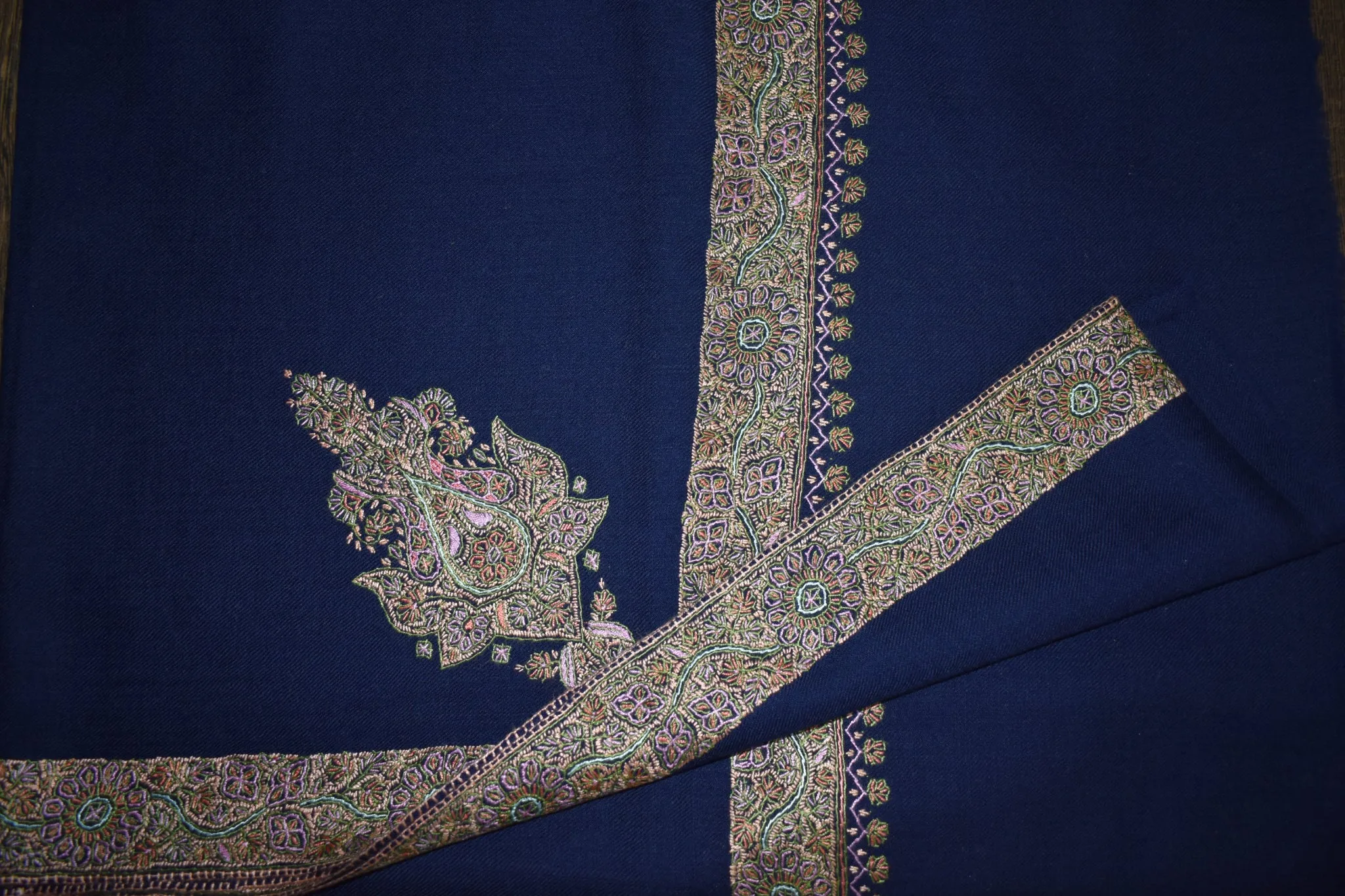 Embroidered shawl fine wool blue 40x80 inch