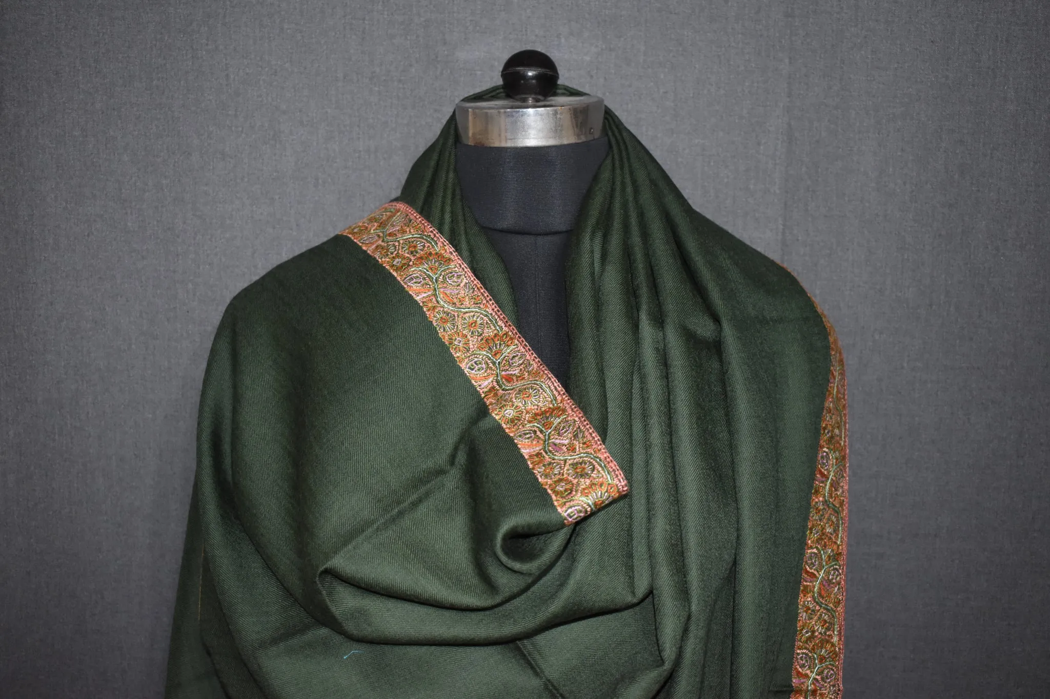 Embroidered shawl fine wool green 40x80 inch