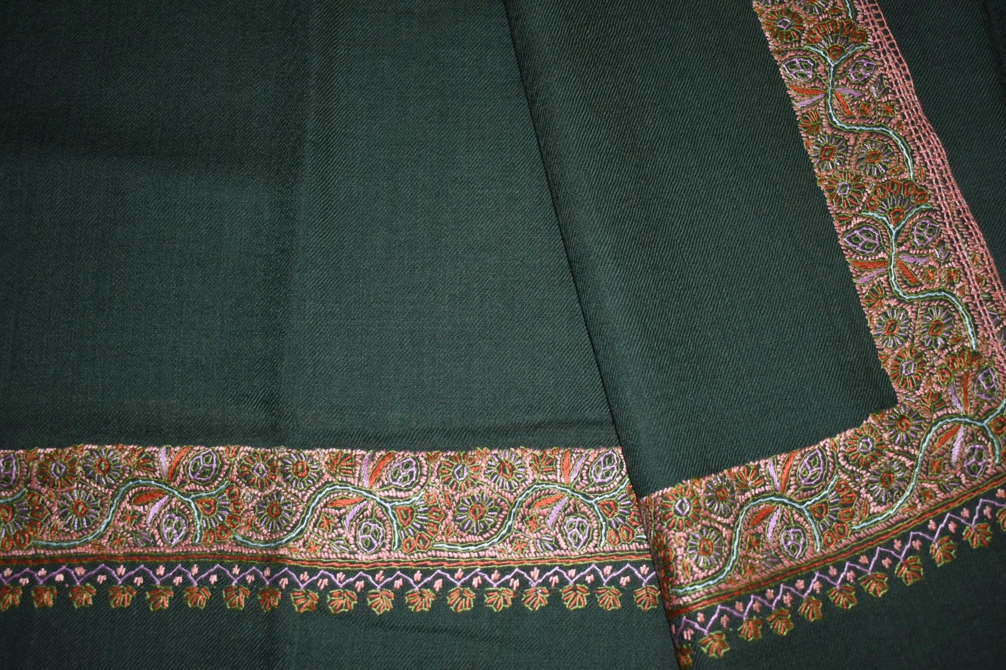 Embroidered shawl fine wool green 40x80 inch