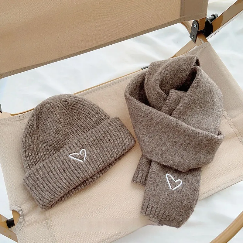 Heart Embroidery Solid Color Children Woolen Knitted Hat