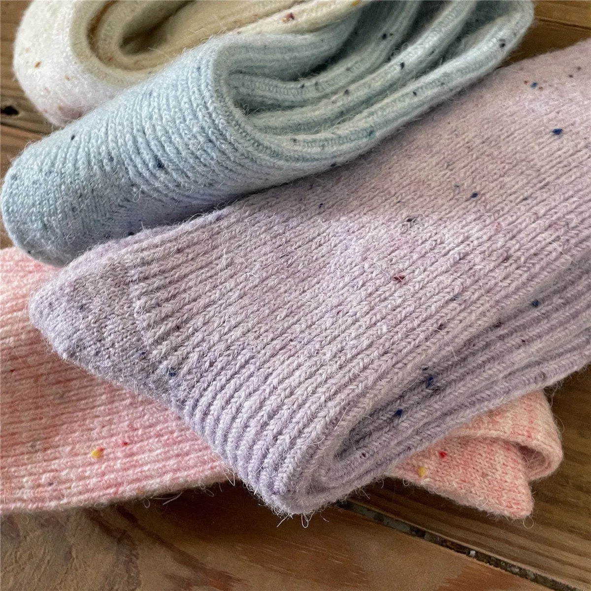 Miss June’s |  Women’s | 1 pair of socks｜Colorful | Warm | Wool | Winter | Soft |Gift Idea | Casual | Daily | Comfortable| Cozy