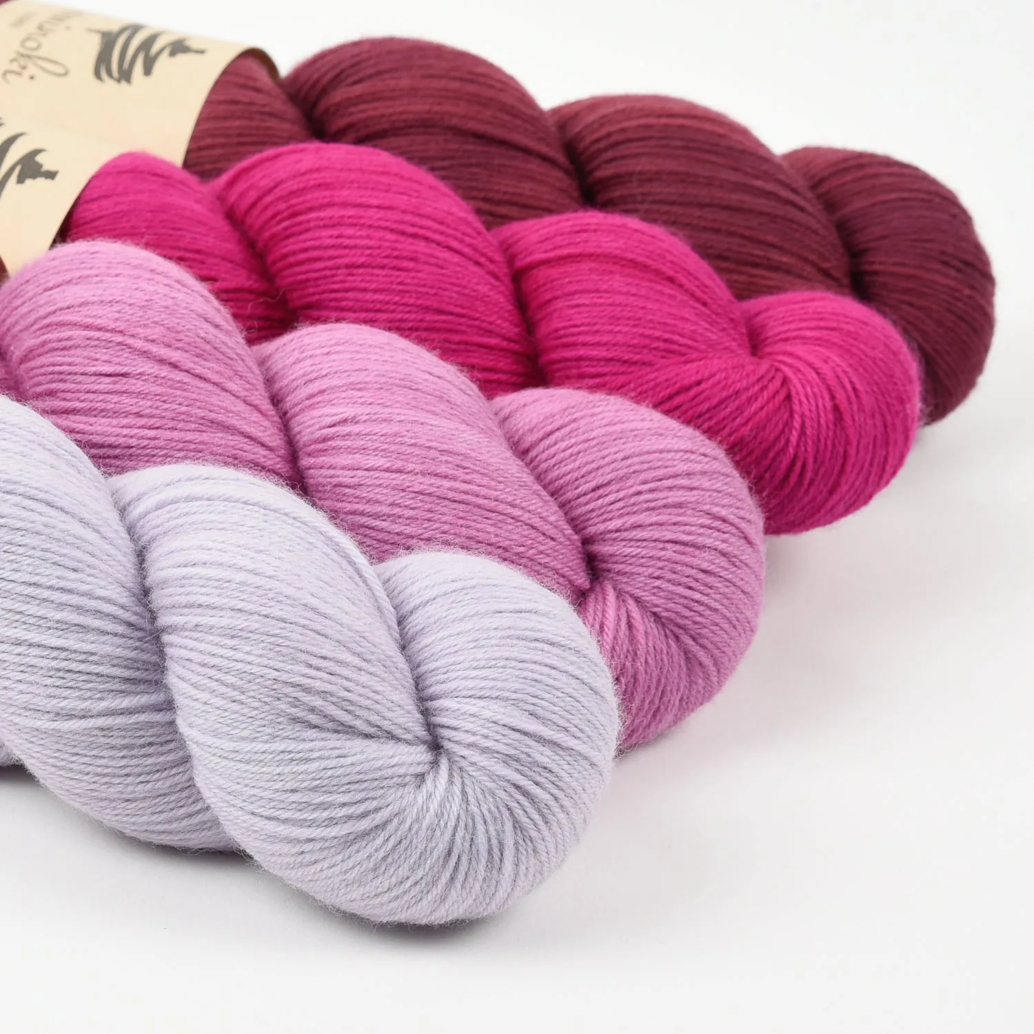 WESTKNITS KIT - CHERRY PRINCESS